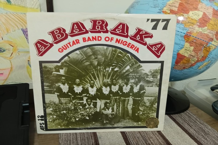 Discos africanos clássicos: (01) Abaraka Guitar Band of Nigéria / ’77