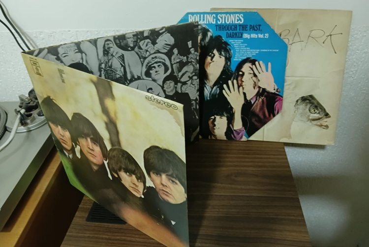 Capa de LPs, a revolução estética e conceitual nos anos sessenta & setenta